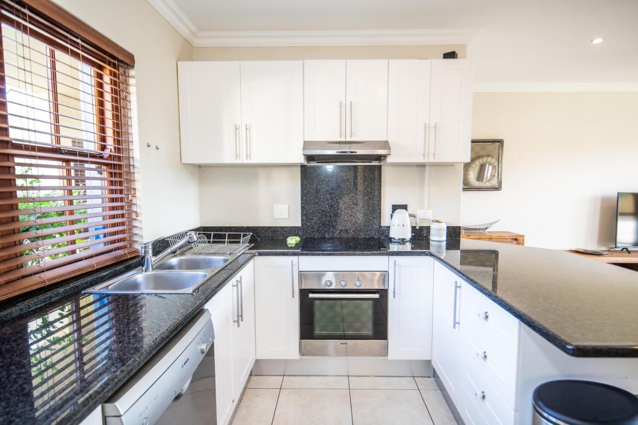 Apartamento Six Whale Rock Gardens With Back Up Power For Load Shedding Plettenberg Bay Exterior foto