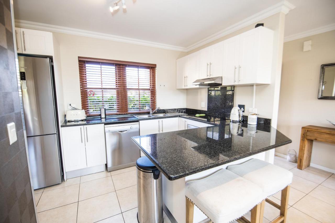 Apartamento Six Whale Rock Gardens With Back Up Power For Load Shedding Plettenberg Bay Exterior foto
